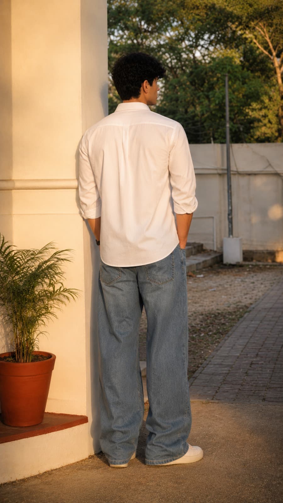 Retro Vintage Blue Baggy Fit Jeans - side view